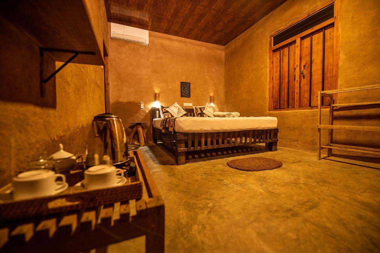 Private Organic House Bed & Breakfast Udawalawe Ngoại thất bức ảnh
